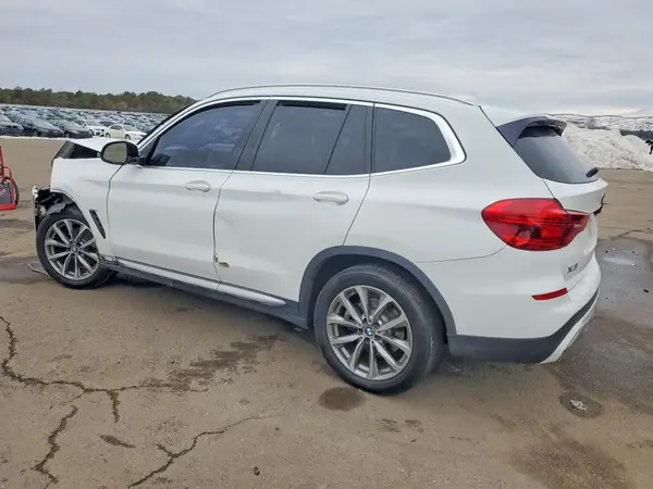 5UXTR9C58KLP93790 2019 BMW X3 - Image 2