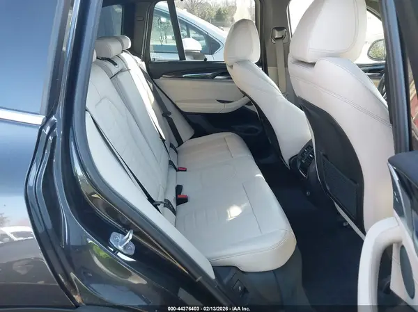 5UXTR9C58KLR04404 2019 BMW X3 - Image 8