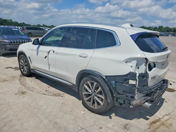 5UXTR9C58KLR05049 2019 BMW X3 - Image 2
