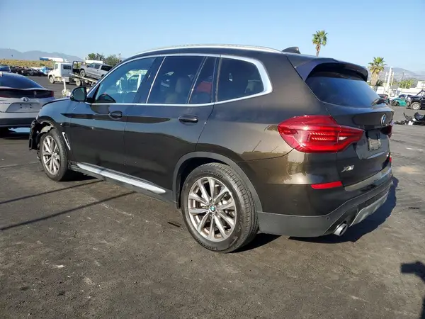 5UXTR9C58KLR08453 2019 BMW X3 - Image 2