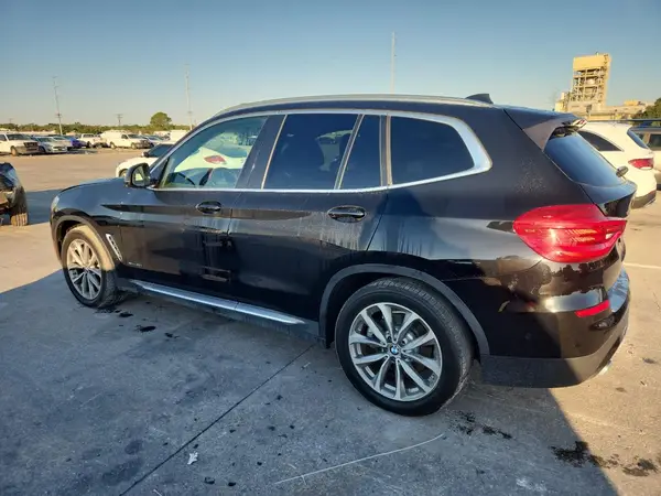 5UXTR9C59JLC75382 2018 BMW X3 - Image 2