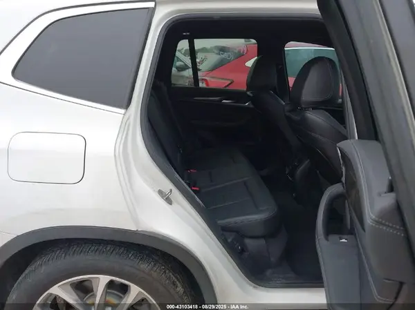 5UXTR9C59JLC77584 2018 BMW X3 - Image 8