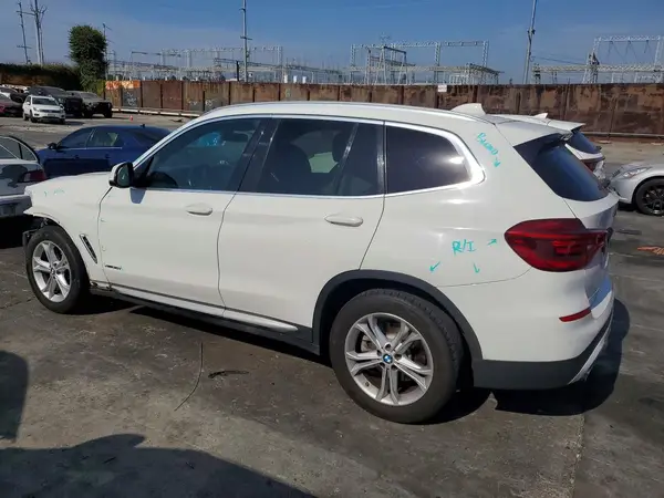 5UXTR9C59JLC79898 2018 BMW X3 - Image 2