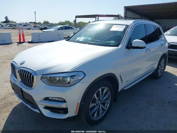 5UXTR9C59JLC81456 2018 BMW X3 - Image 2