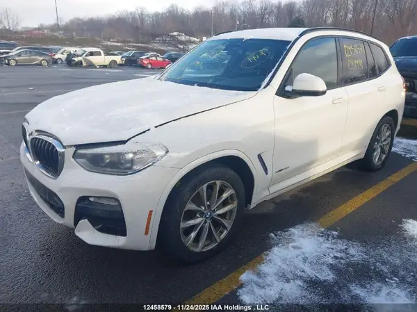 5UXTR9C59JLC81991 2018 BMW X3 - Image 2