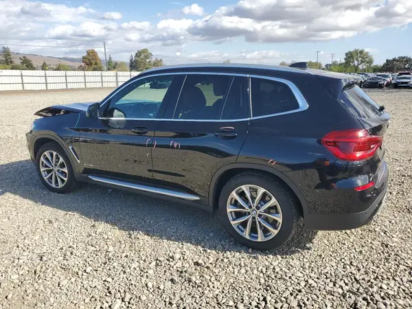 5UXTR9C59JLD61131 2018 BMW X3 - Image 2
