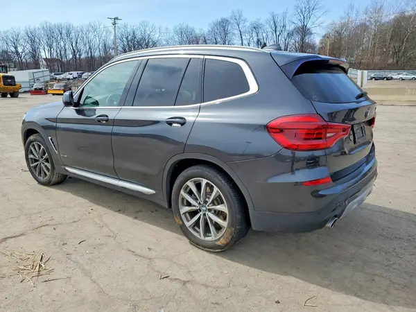 5UXTR9C59JLD61310 2018 BMW X3 - Image 2