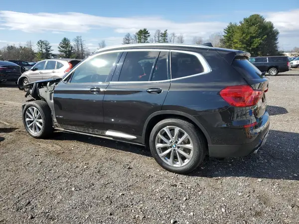 5UXTR9C59JLD63574 2018 BMW X3 - Image 2