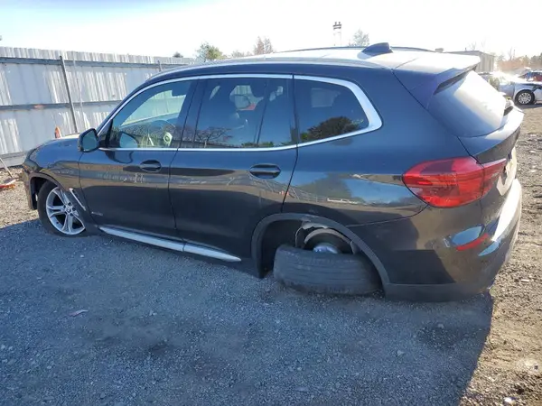 5UXTR9C59JLD65096 2018 BMW X3 - Image 2