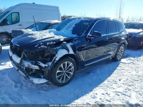 5UXTR9C59JLD68581 2018 BMW X3 - Image 2
