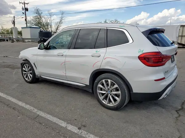 5UXTR9C59JLD68726 2018 BMW X3 - Image 2