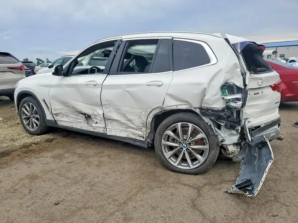 5UXTR9C59JLD73165 2018 BMW X3 - Image 2