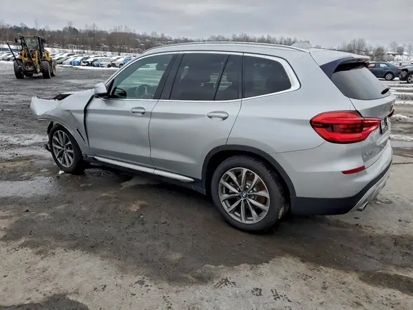 5UXTR9C59JLD74784 2018 BMW X3 - Image 2