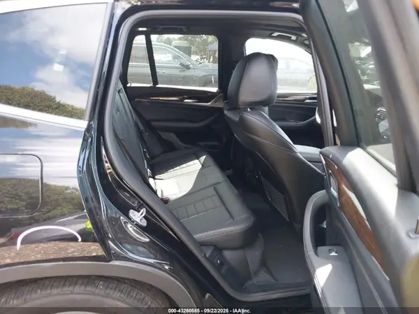 5UXTR9C59KLD94311 2019 BMW X3 - Image 8