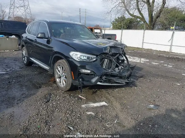 5UXTR9C59KLE11463 2019 BMW X3 - Image 1