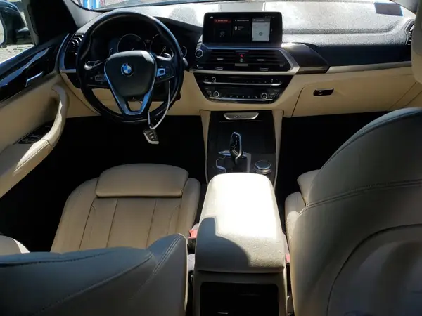 5UXTR9C59KLE11950 2019 BMW X3 - Image 8