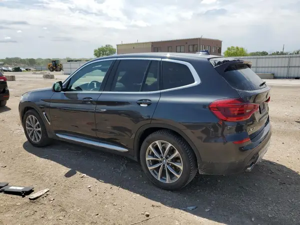 5UXTR9C59KLE11981 2019 BMW X3 - Image 2