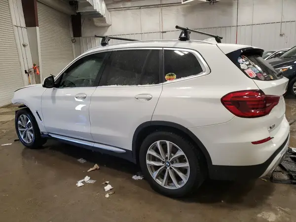 5UXTR9C59KLE13634 2019 BMW X3 - Image 2