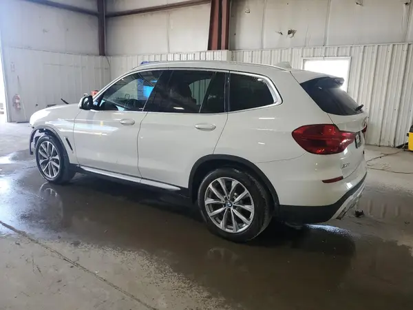 5UXTR9C59KLE13794 2019 BMW X3 - Image 2