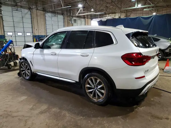 5UXTR9C59KLE19966 2019 BMW X3 - Image 2