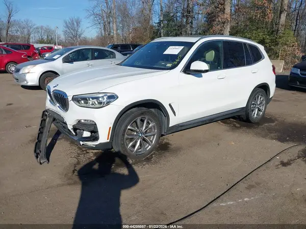 5UXTR9C59KLE21541 2019 BMW X3 - Image 2