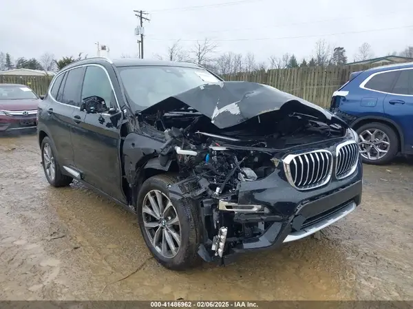 5UXTR9C59KLP76464 2019 BMW X3 - Image 1