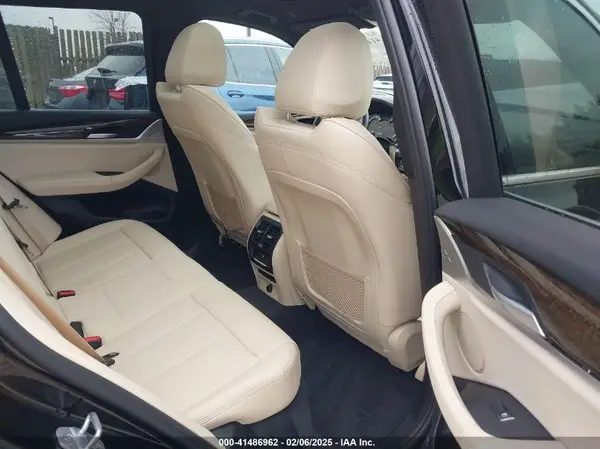 5UXTR9C59KLP76464 2019 BMW X3 - Image 8