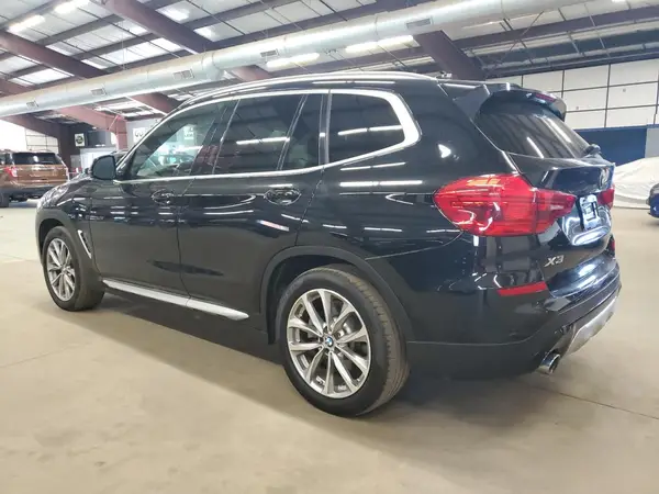 5UXTR9C59KLP84323 2019 BMW X3 - Image 2