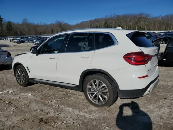 5UXTR9C59KLP86394 2019 BMW X3 - Image 2