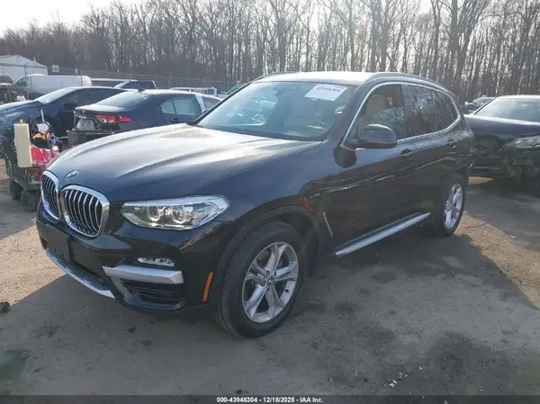 5UXTR9C59KLP87268 2019 BMW X3 - Image 2