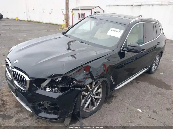5UXTR9C59KLP91000 2019 BMW X3 - Image 2