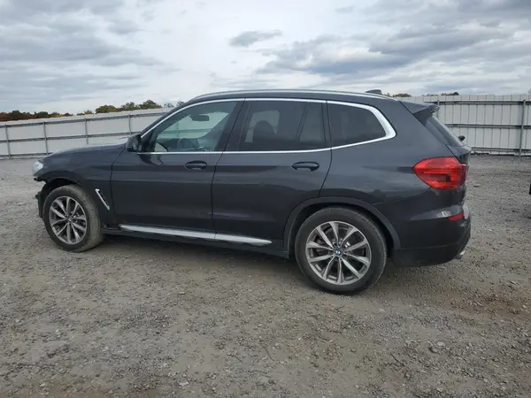 5UXTR9C59KLP91031 2019 BMW X3 - Image 2