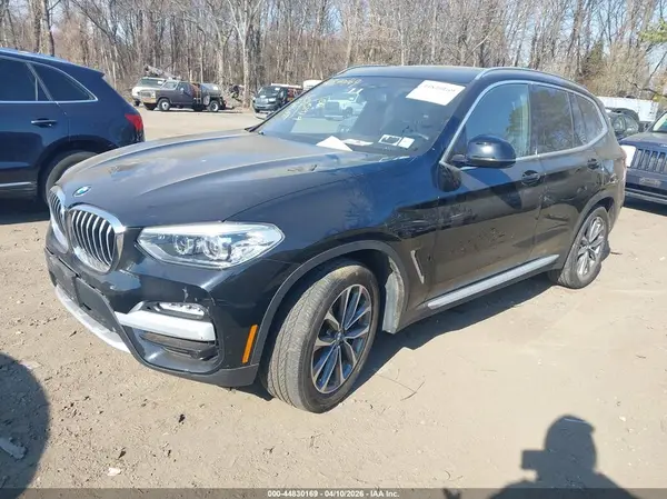 5UXTR9C59KLP93720 2019 BMW X3 - Image 2
