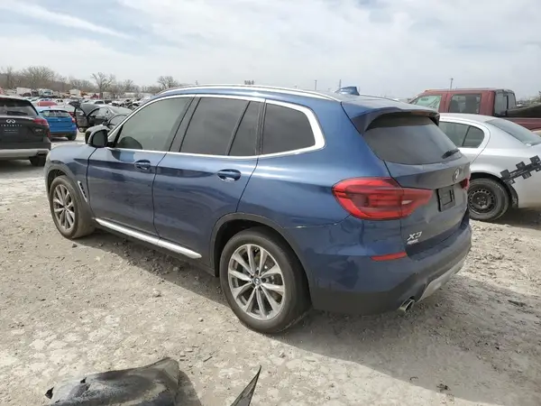 5UXTR9C59KLR04363 2019 BMW X3 - Image 2