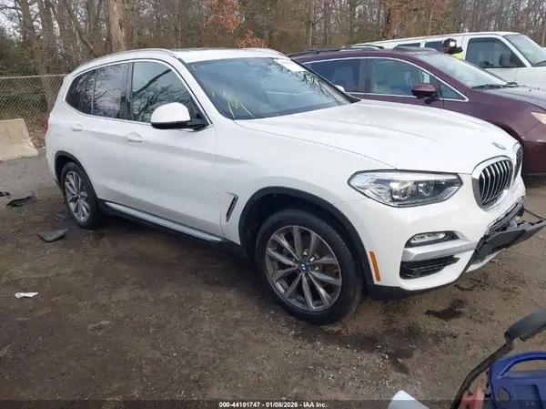 5UXTR9C59KLR05089 2019 BMW X3 - Image 1