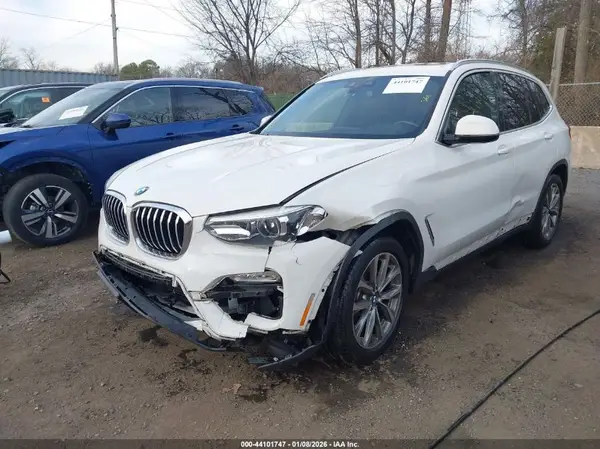 5UXTR9C59KLR05089 2019 BMW X3 - Image 2