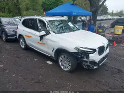 5UXTR9C5XJLC72796 2018 BMW X3