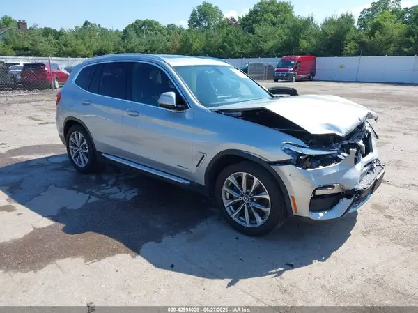 5UXTR9C5XJLC73219 2018 BMW X3 - Image 1