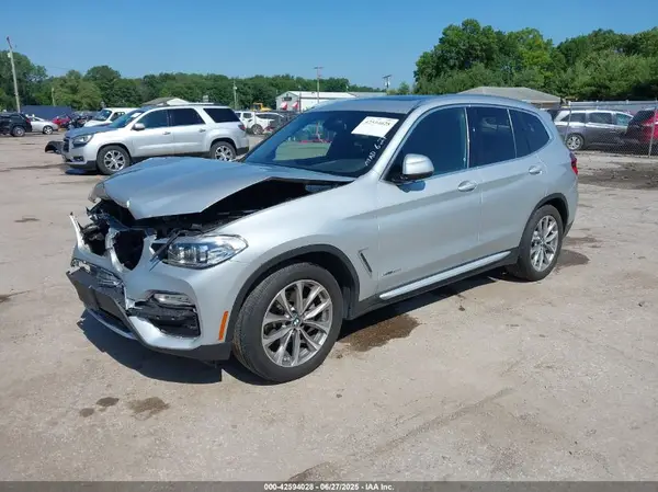 5UXTR9C5XJLC73219 2018 BMW X3 - Image 2