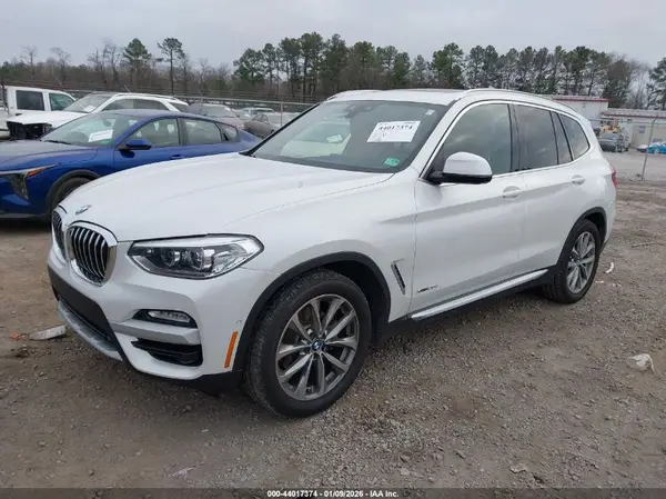 5UXTR9C5XJLC73589 2018 BMW X3 - Image 2