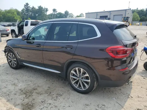 5UXTR9C5XJLC74533 2018 BMW X3 - Image 2