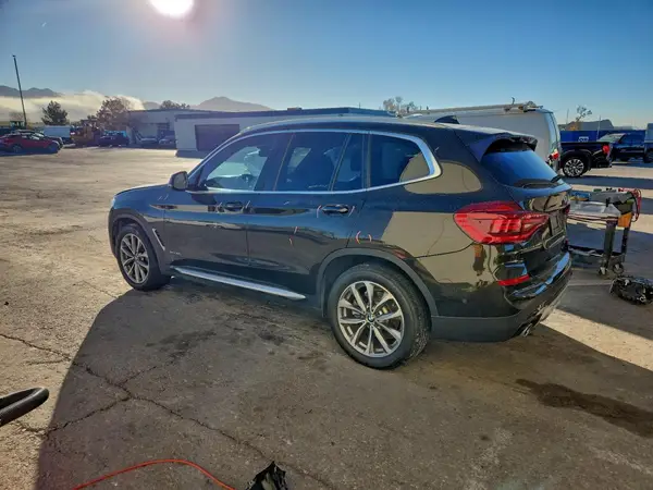 5UXTR9C5XJLC74614 2018 BMW X3 - Image 2