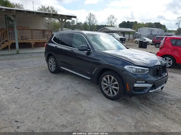 5UXTR9C5XJLC77450 2018 BMW X3 - Image 1