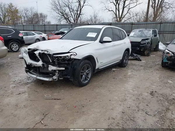 5UXTR9C5XJLC80249 2018 BMW X3 - Image 2