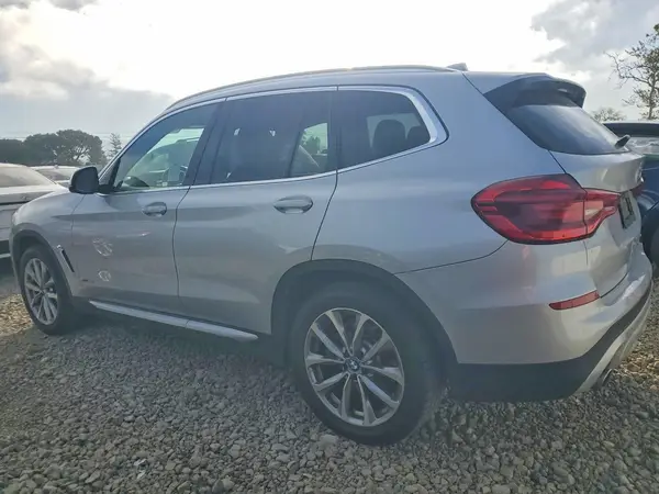 5UXTR9C5XJLC82602 2018 BMW X3 - Image 2