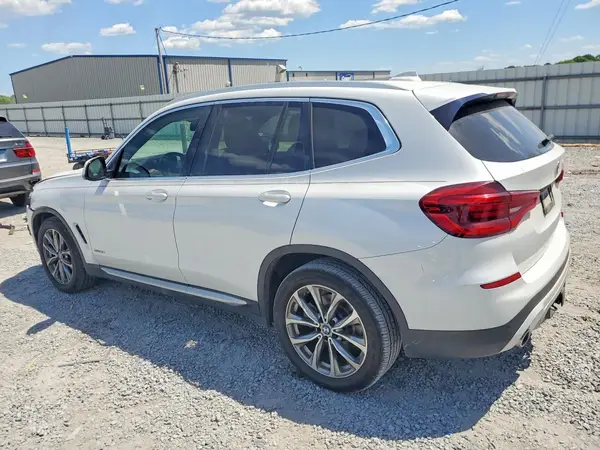 5UXTR9C5XJLC83085 2018 BMW X3 - Image 2