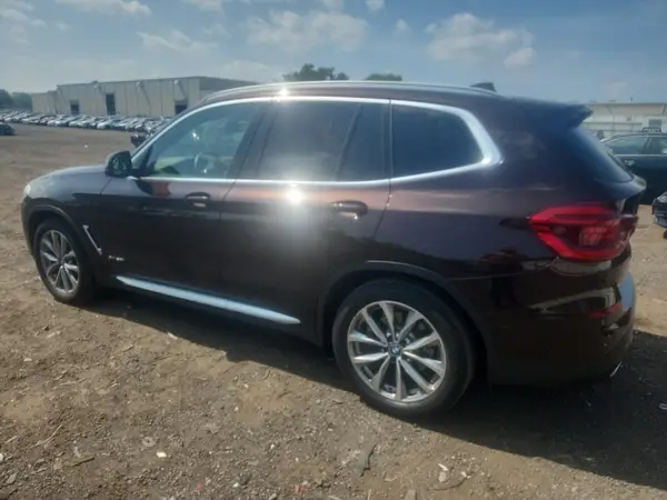 5UXTR9C5XJLD57654 2018 BMW X3 - Image 2