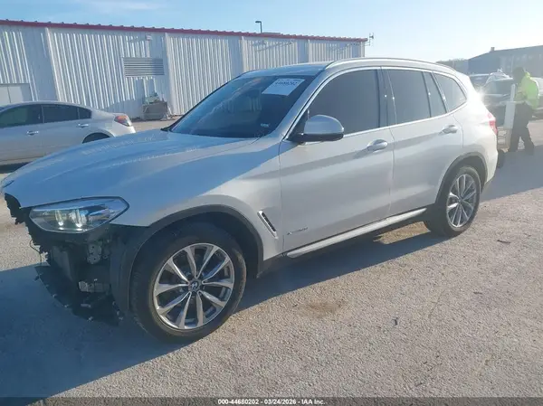 5UXTR9C5XJLD59081 2018 BMW X3 - Image 2