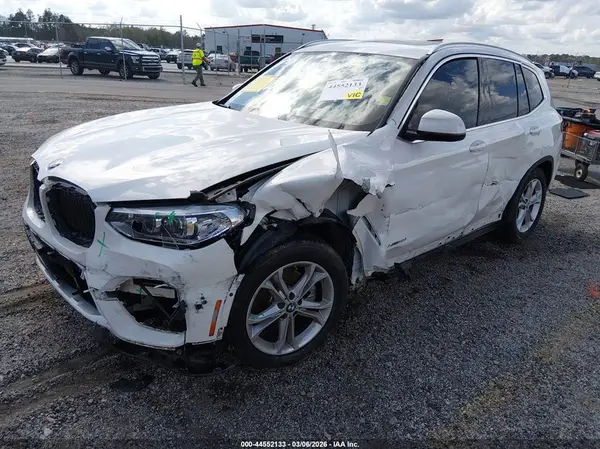 5UXTR9C5XJLD59744 2018 BMW X3 - Image 2