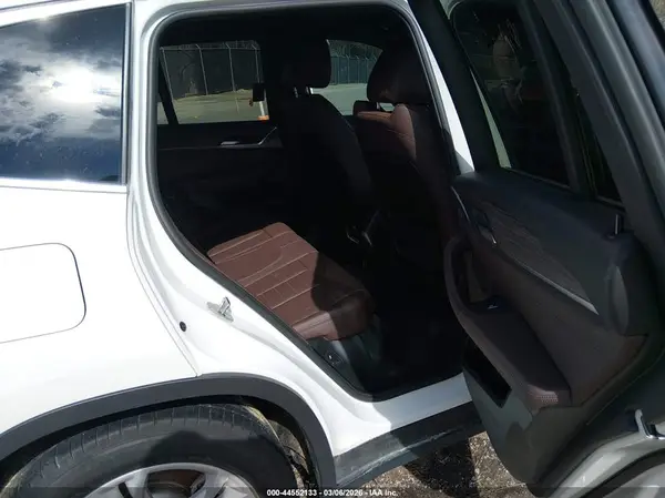 5UXTR9C5XJLD59744 2018 BMW X3 - Image 8